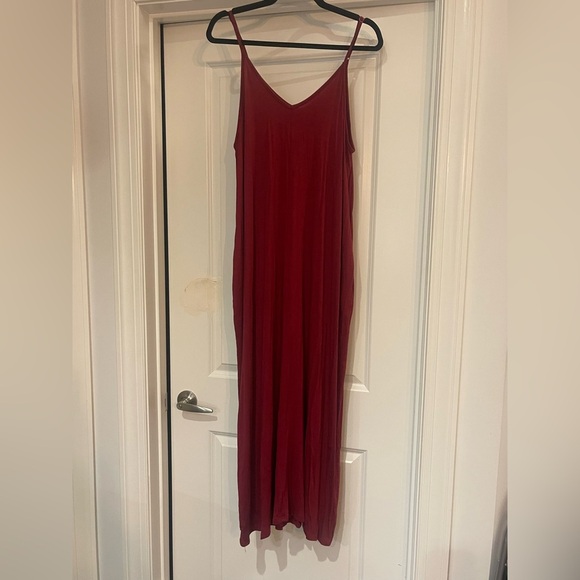 ⭐️SHEIN Deep Red Maxi Dress with Pockets - Picture 1 of 4